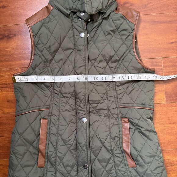 Altar'd State Puffer Puff Jacket Vest Hooded Army Green Size S - Picture 9 of 12
